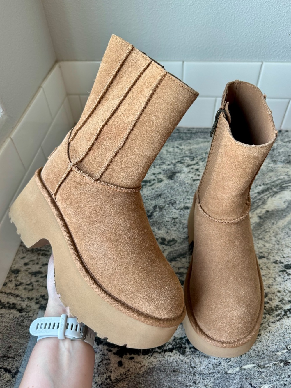 UGG Classic Twin Seam New Heights Chestnut. Women’s 5. EUC